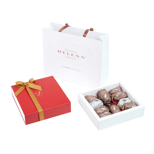 Chocoteja bonbons 10-piece red box close-up