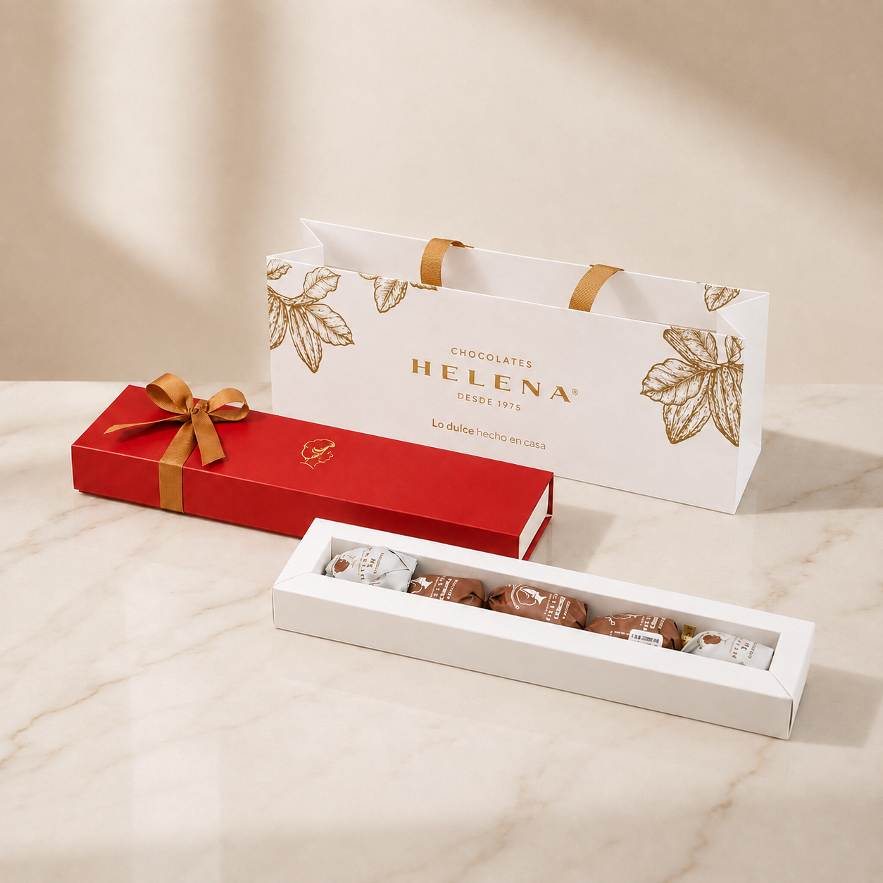 Chocoteja_assortment_bonbons_with_nuts and fruits_and_dulce_de_leche 5u