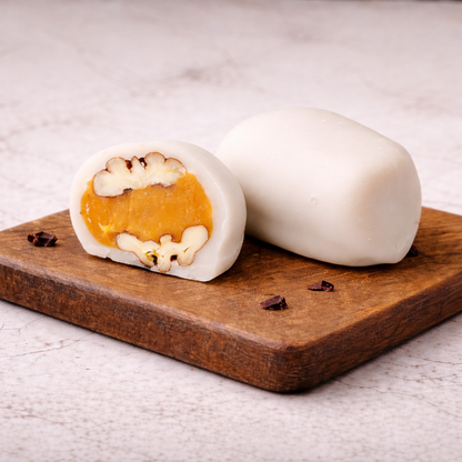 Helena Pecan Teja Bonbon – Side view wood