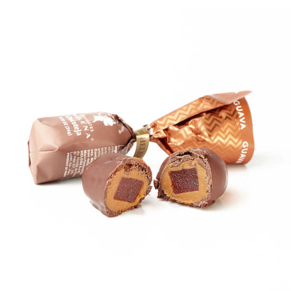 Guava chocoteja bonbon - Peruvian chocolate with guava paste