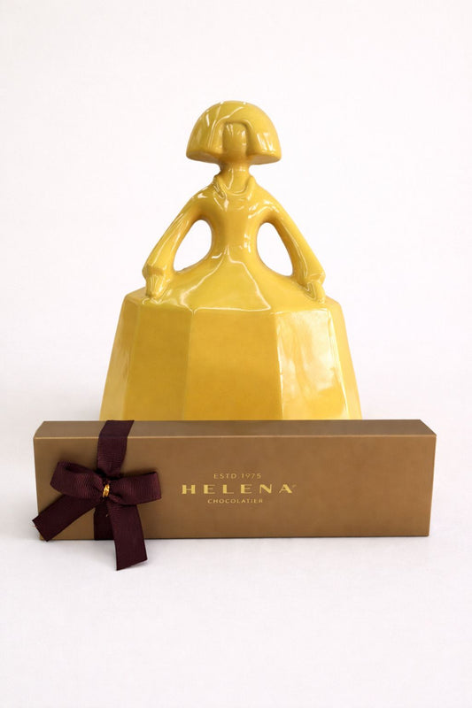 Yellow Menina & Gift Box - 3u
